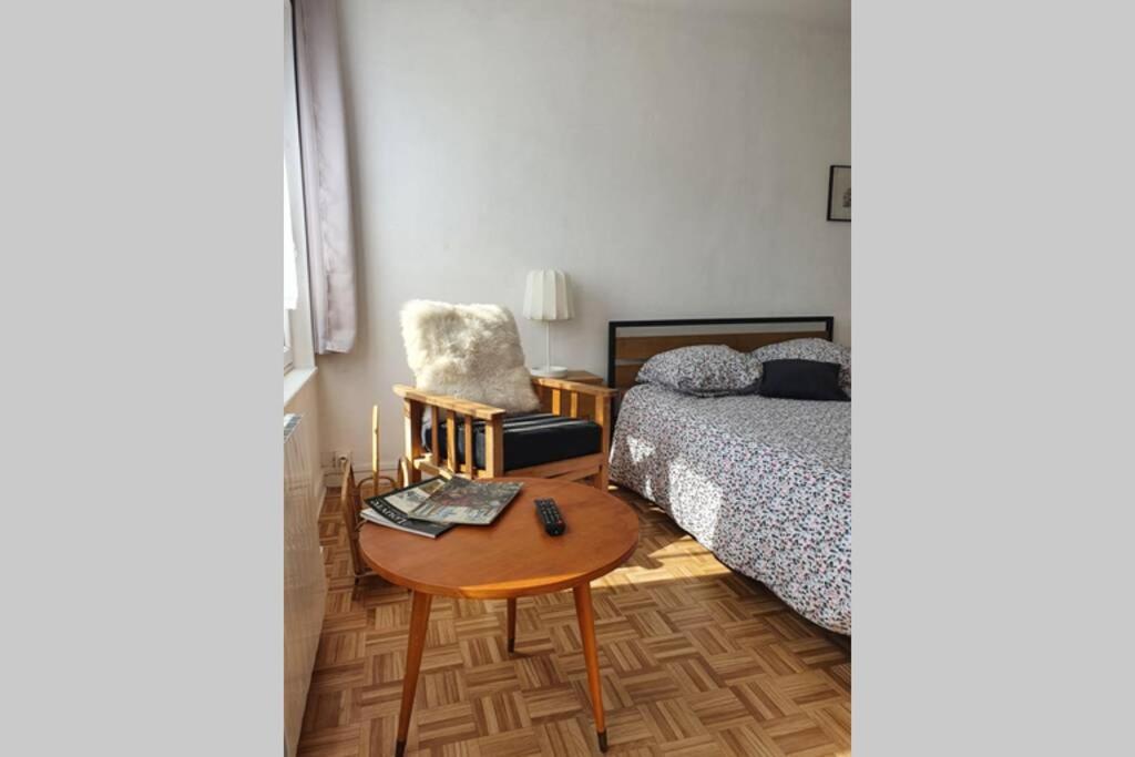 Le Réverbère - coeur urbain d'Epernay - Twee Slaapkamers Appartement