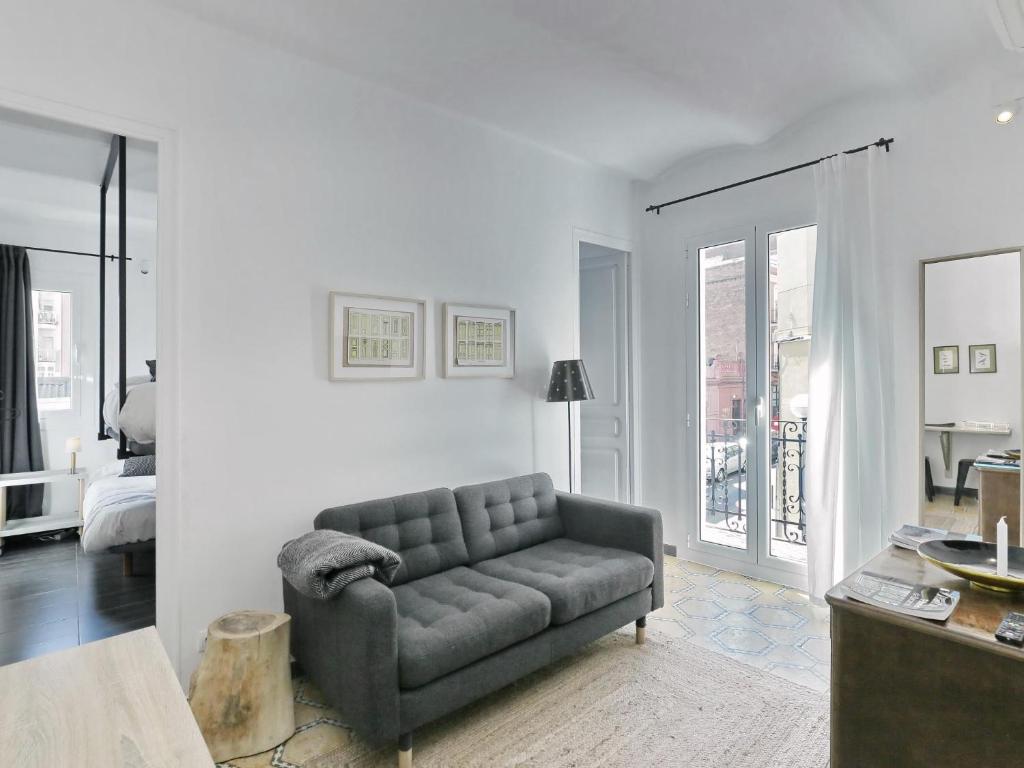 Casa nanit apt a, LHospitalet de Llobregat – Precios ...