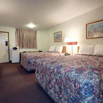 Country Side Inn - Double Queen - Non-Smoking