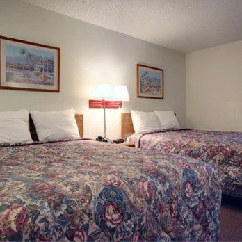 Country Side Inn - Double Queen - Smoking