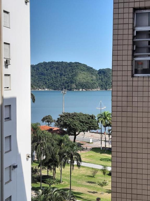  Apartamento de frente para praia com WI-FI