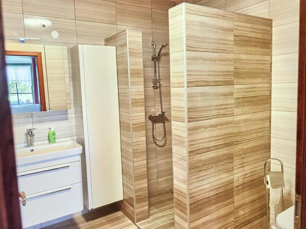 Koupelna v ubytování Hiša Wambrechtsamer - House Wambrechtsamer