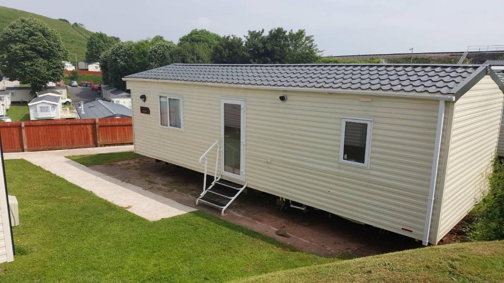 Waterside Holiday Park - 移动房屋