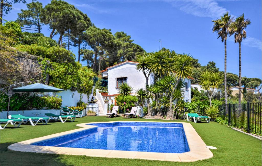 The swimming pool at or close to Lovely Home In Lloret Del Mar