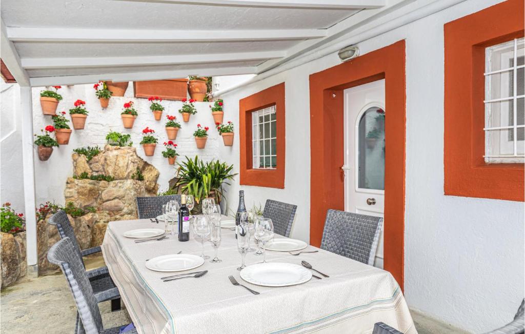 A seating area at Lovely Home In Lloret Del Mar