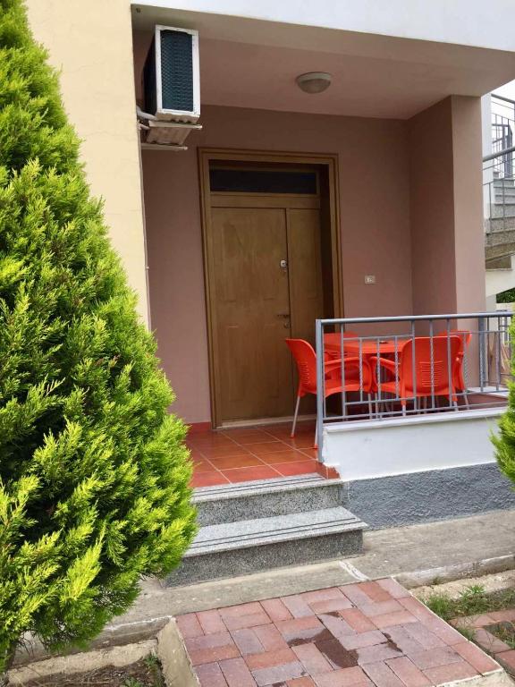 Fotografie z fotogalerie ubytování Shyqi Apartments v destinaci Velipojë