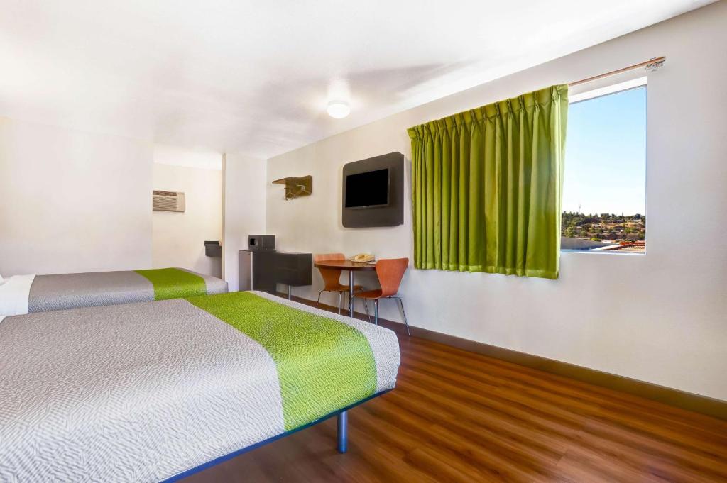 Postel nebo postele na pokoji v ubytování Motel 6-Payson, AZ