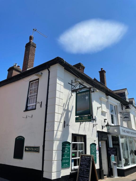 Gallery image of The Star Inn in Ringwood