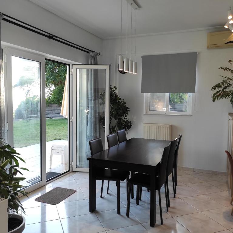 Fotografie z fotogalerie ubytování Sea Breeze Villa v destinaci Réthymno