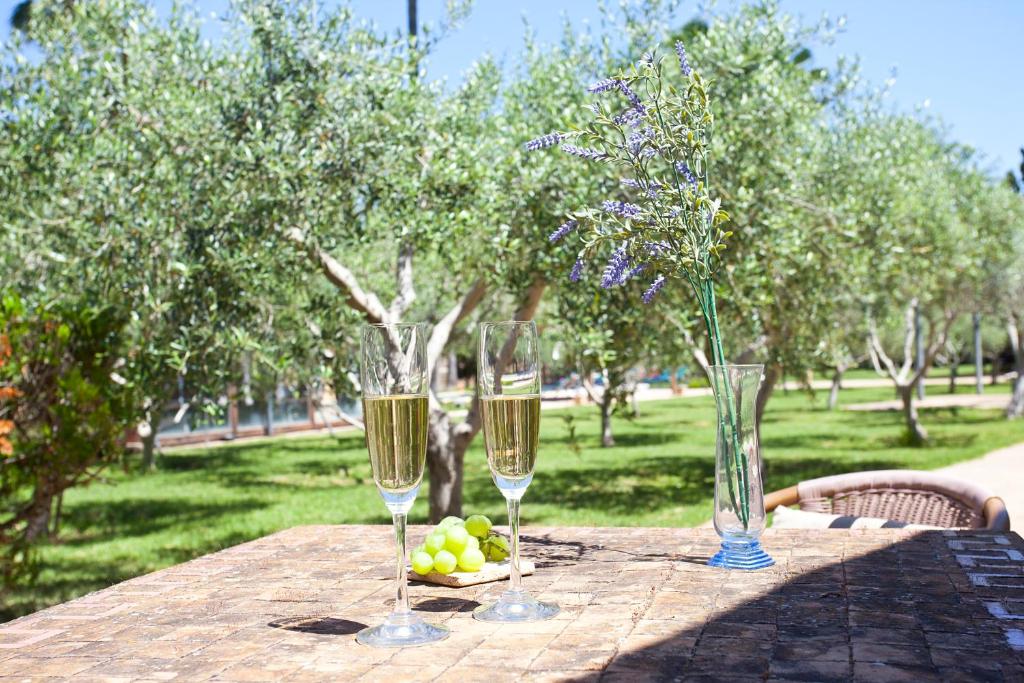 A garden outside S'Hort de Son Caulelles - Adults Only