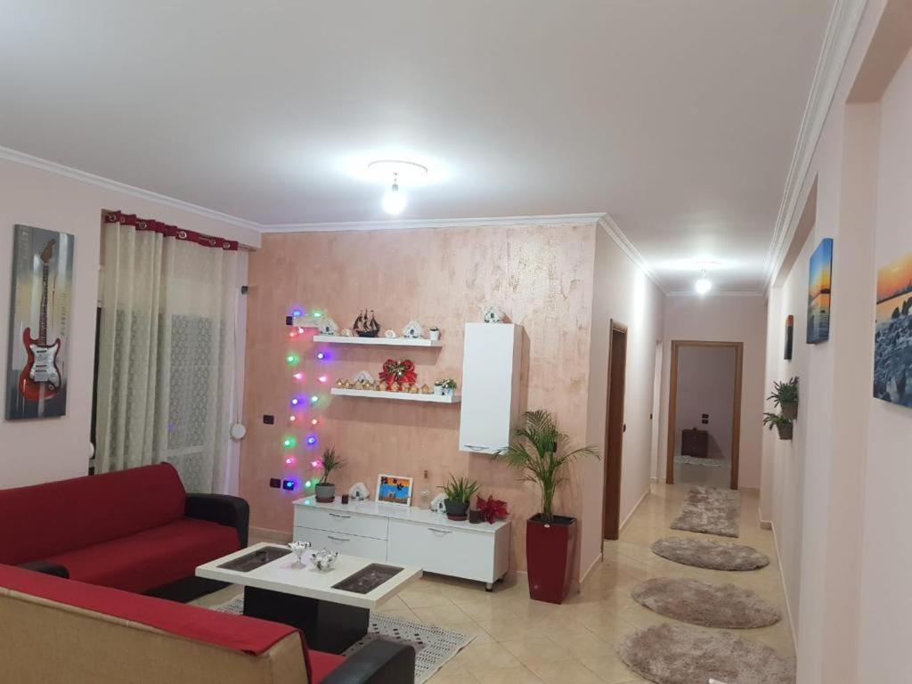 LUXURY SEASIDE APARTMENT WITH TWO BEDROOMS 130 meter - Imazhi 9