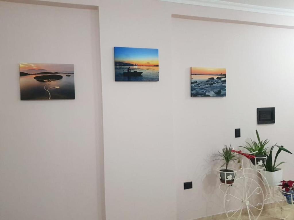 LUXURY SEASIDE APARTMENT WITH TWO BEDROOMS 130 meter - Imazhi 10