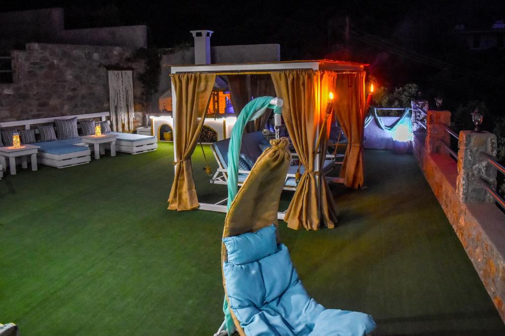 FTELIA LUXURY STUDIO ''QUATTRO'' - Villa Con Vista Al Mar