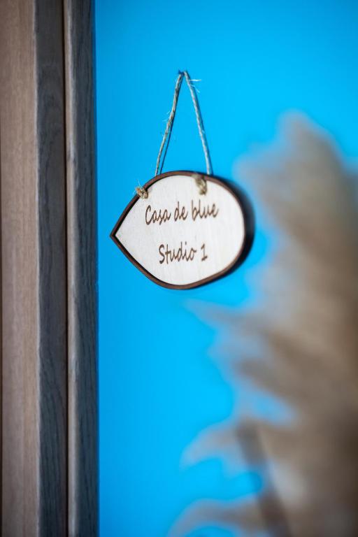 Сертификат, награда, вывеска или другой документ, выставленный в Casa De Blue