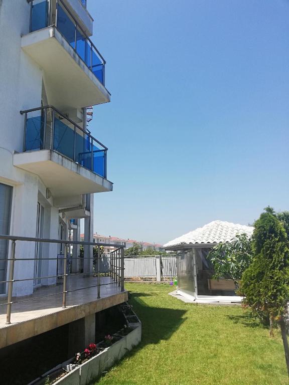 Deval House Tarfa,Lozenez