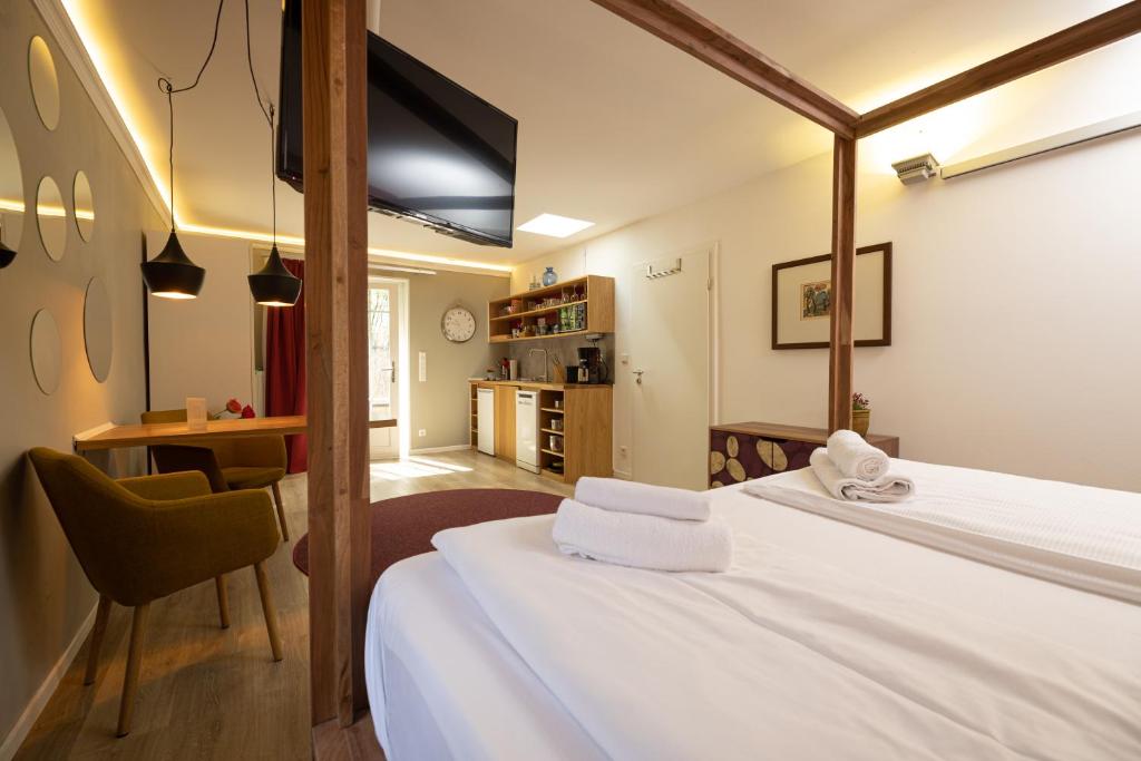Little Suite Apartments - Studio-appartement