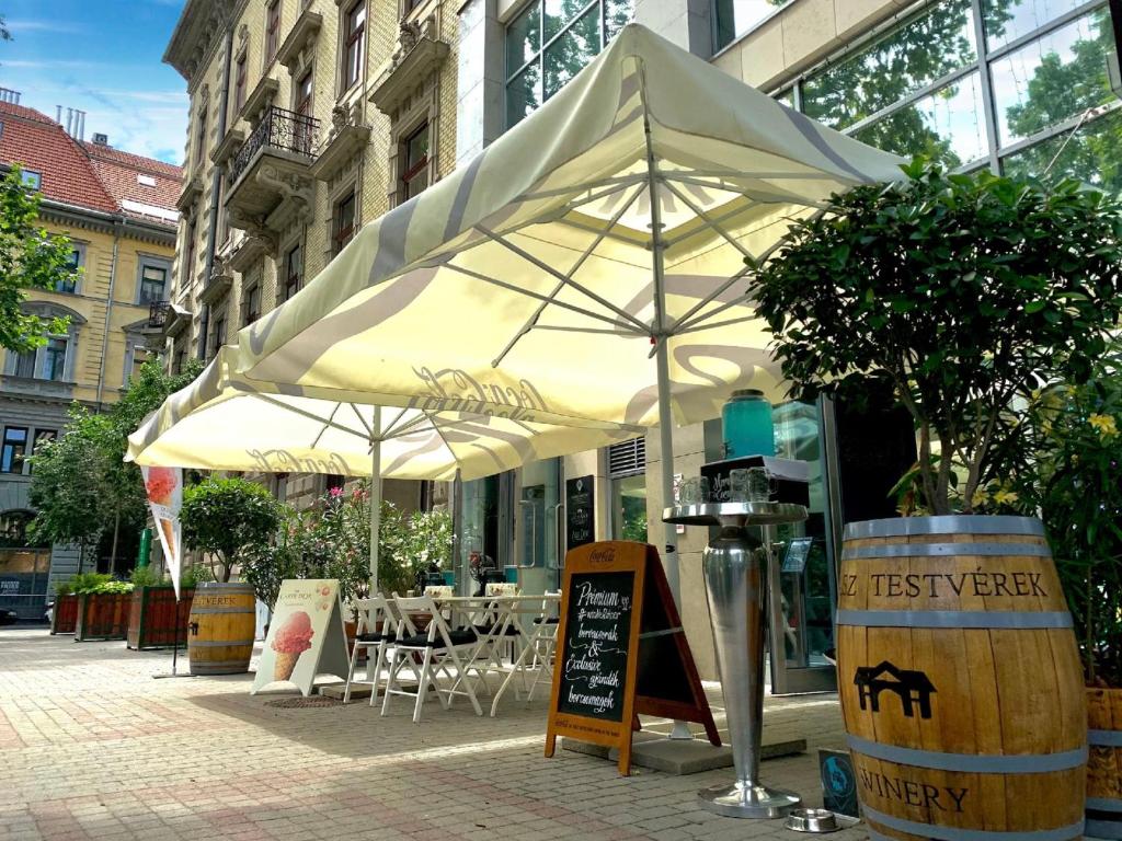 Smart Hotel Budapest - Resim 3