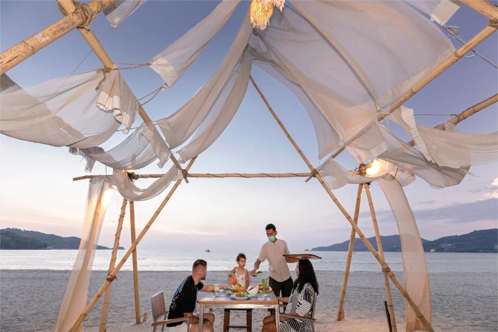 Baan Laimai Beach Resort & Spa - SHA Extra Plus - Resim 18