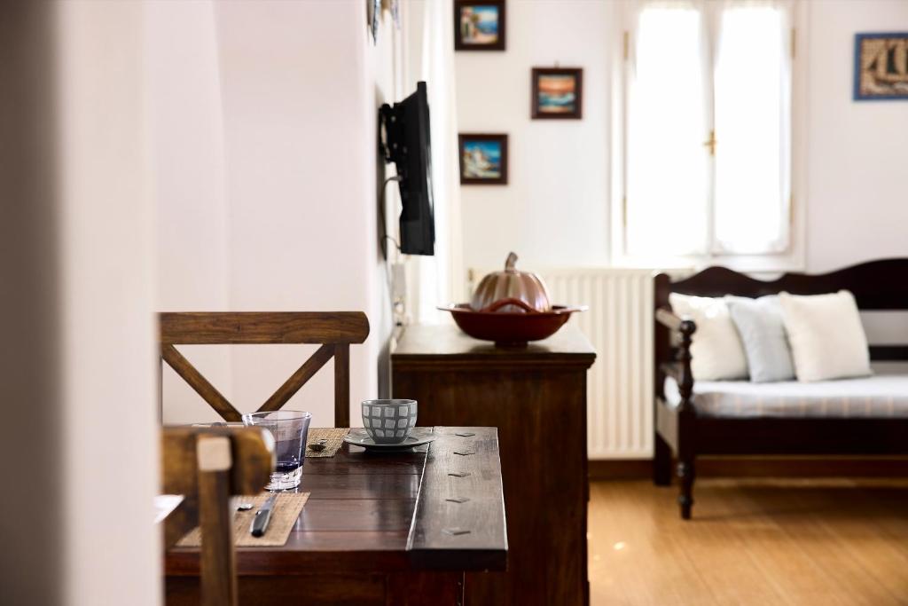Postel nebo postele na pokoji v ubytování Cinco Suites