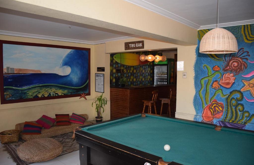 Biliár nebo kulečník v ubytování Backpacker's Hostel Iquique