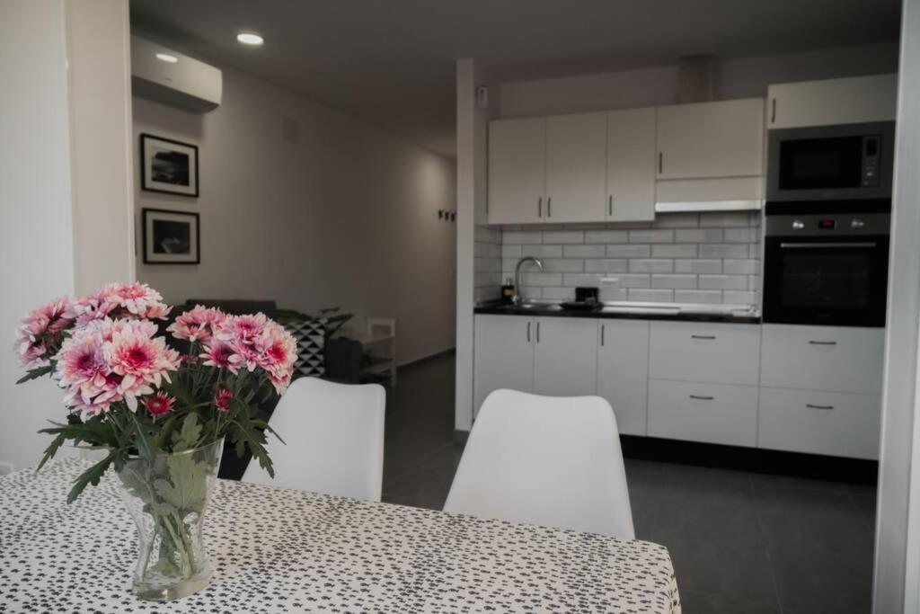 Kuchyňa alebo kuchynka v ubytovaní Apartamento en Mareverde Costa Adeje
