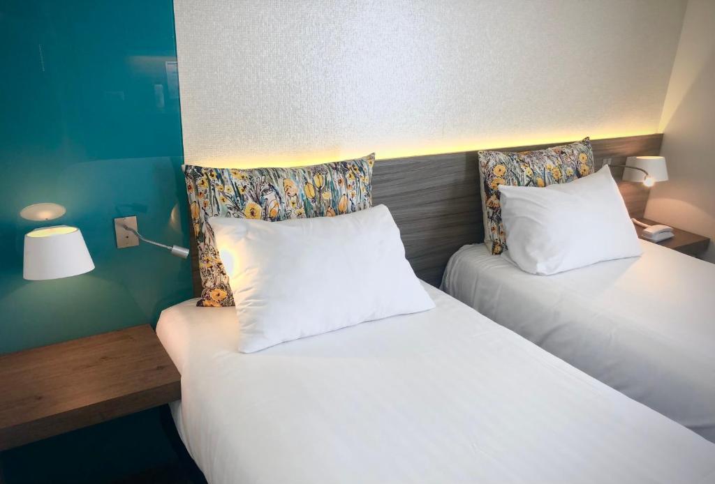 Logis Hôtel & Restaurant LES MOUETTES - Larmor Plage, Proche de LORIENT - Habitación Gemela