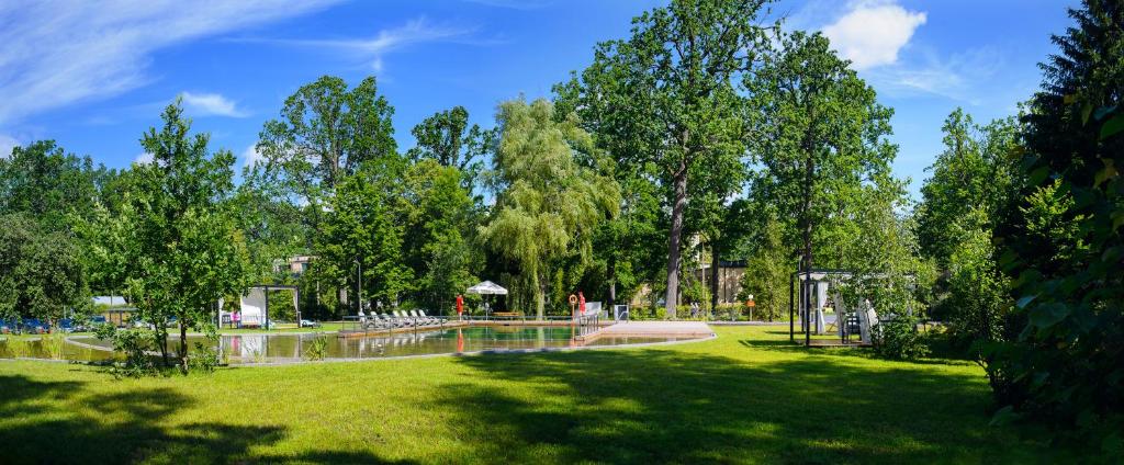 Zahrada ubytování Enklawa Białowieska Forest & Spa