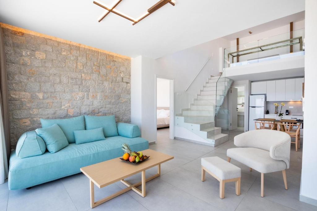 Posezení v ubytování Aros Luxury Villas