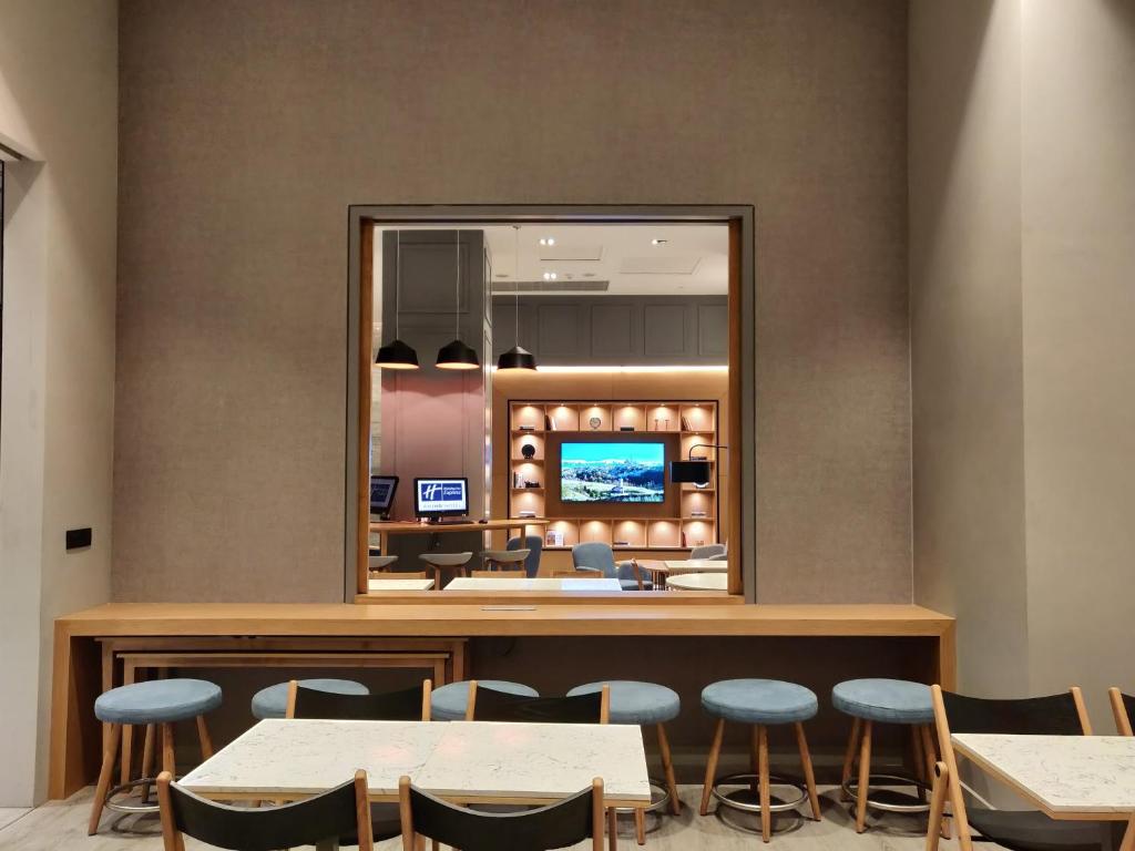 Fotografie z fotogalerie ubytování Holiday Inn Express Gurugram Sector 50 by IHG v destinaci Gurgáon