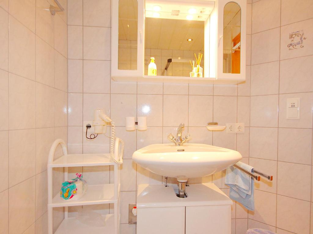 Koupelna v ubytování Apartment Christian by Interhome
