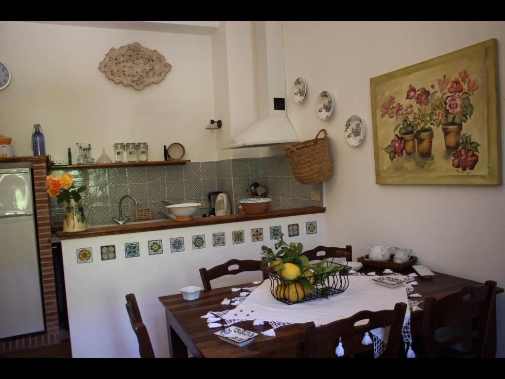 En restaurant eller et andet spisested på Villa Oceri