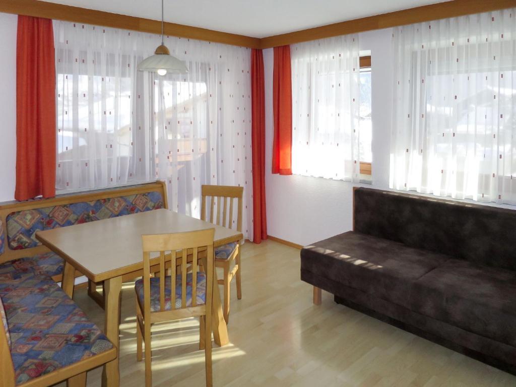 Posezení v ubytování Apartment Sonne-4 by Interhome