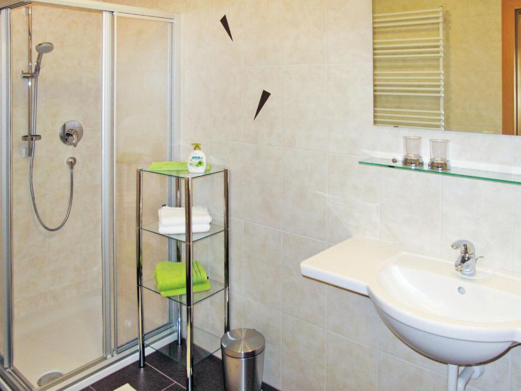 Koupelna v ubytování Apartment Edelweiss by Interhome
