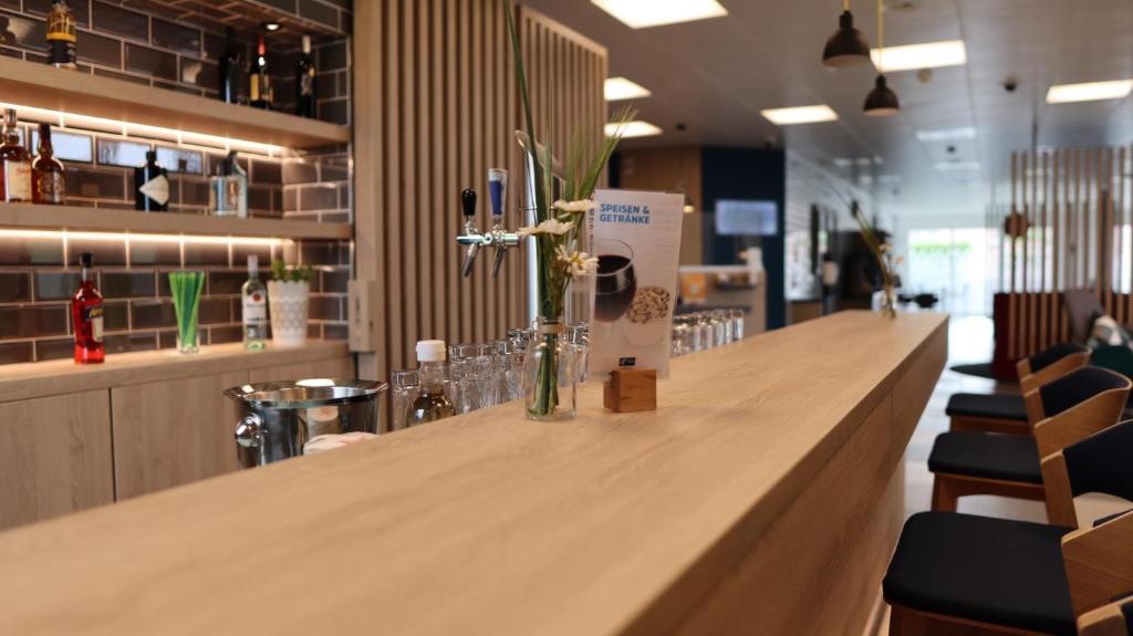 Salone o bar di Holiday Inn Express Luzern-Neuenkirch by IHG