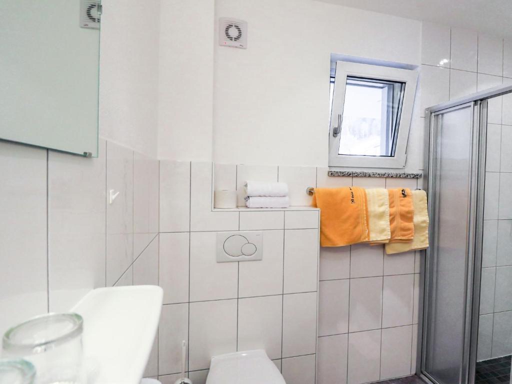 Koupelna v ubytování Apartment Rosi-2 by Interhome
