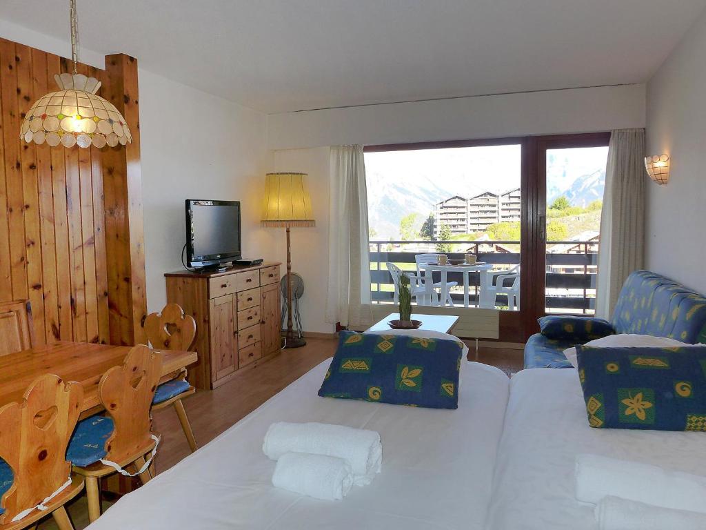 Postel nebo postele na pokoji v ubytování Apartment Christiania 2 Sbel by Interhome