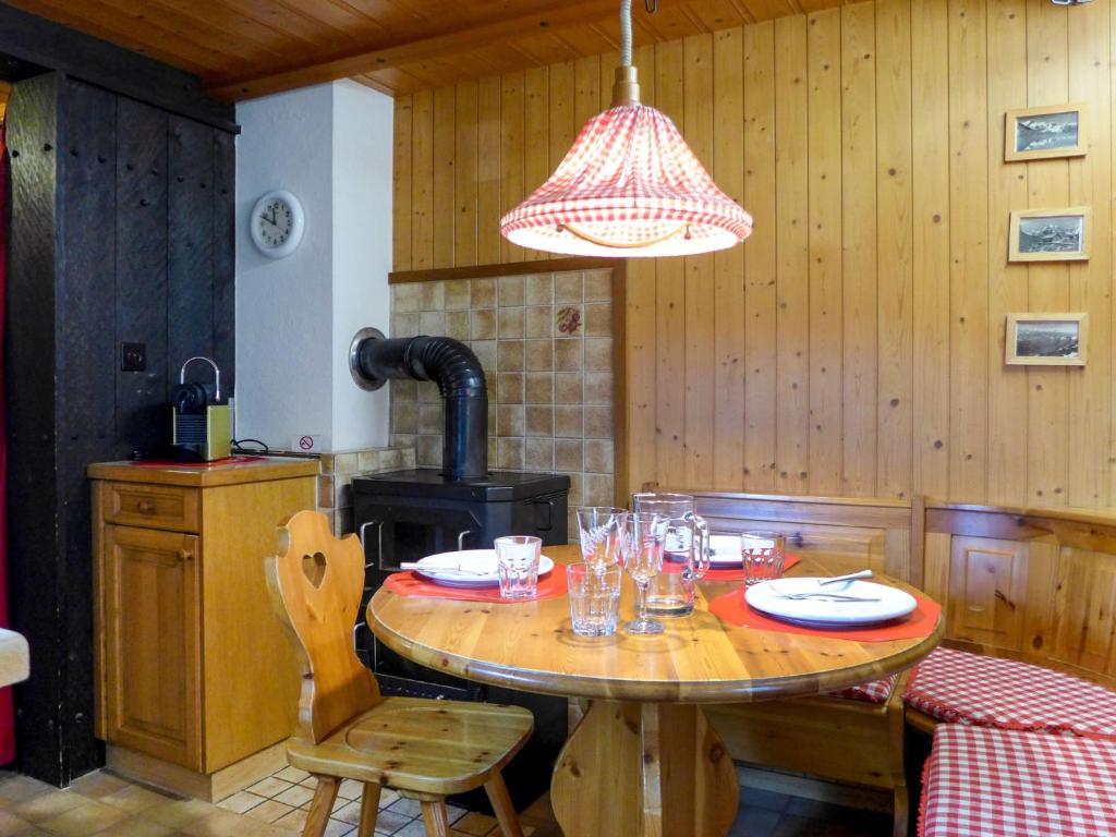 Fotografie z fotogalerie ubytování Apartment Stocki by Interhome v destinaci Lauterbrunnen