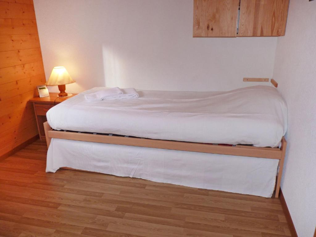 Postel nebo postele na pokoji v ubytování Chalet Escapade by Interhome