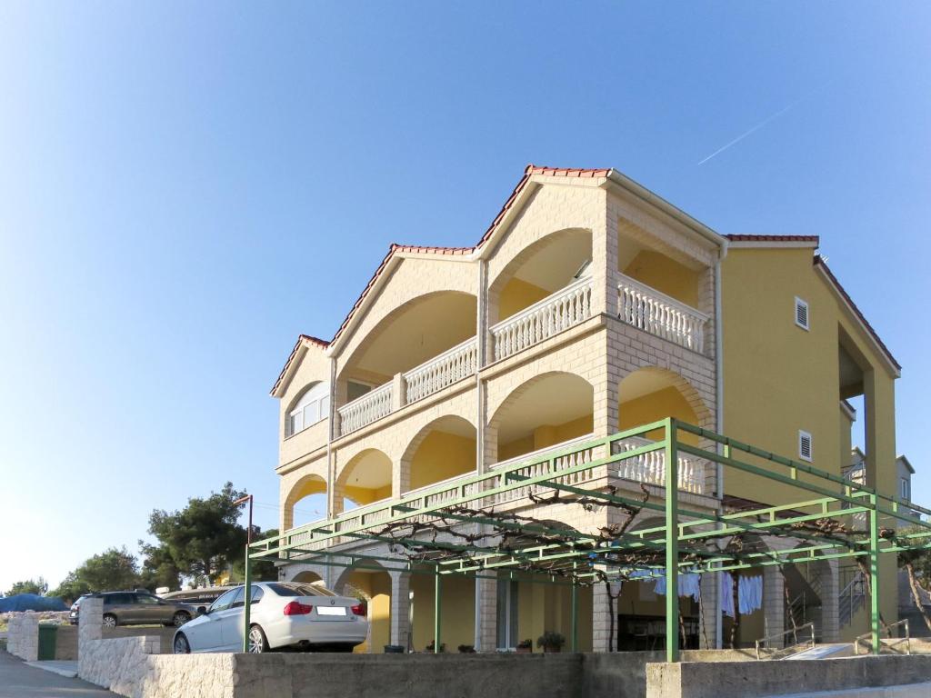 Budova, kde se apartmán nachází