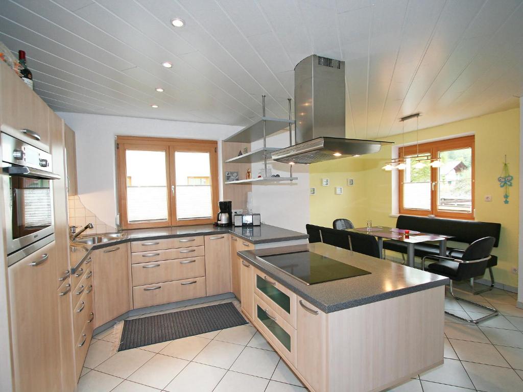 A kitchen or kitchenette at Holiday Home Heidi by Interhome