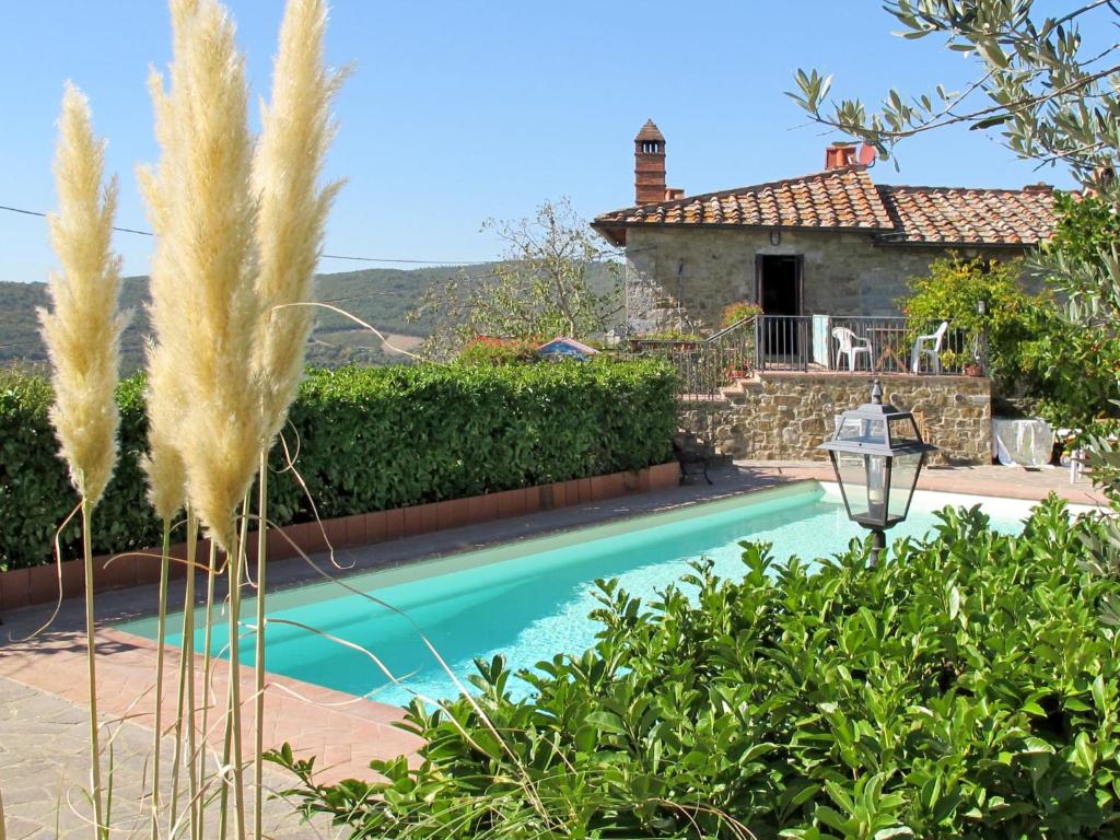 Bazén v ubytovaní Holiday Home Montechioccioli-1 by Interhome alebo v jeho blízkosti