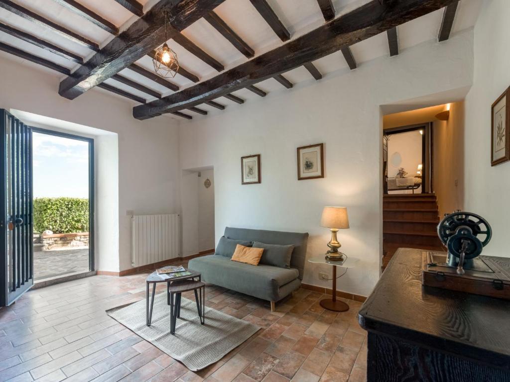 Posedenie v ubytovaní Holiday Home Montecavallo by Interhome