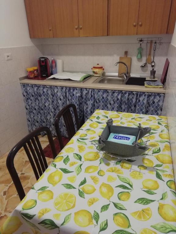 A kitchen or kitchenette at Casa Ai Cappuccini