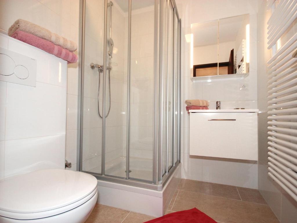 Kúpeľňa v ubytovaní Apartment Liebl-3 by Interhome