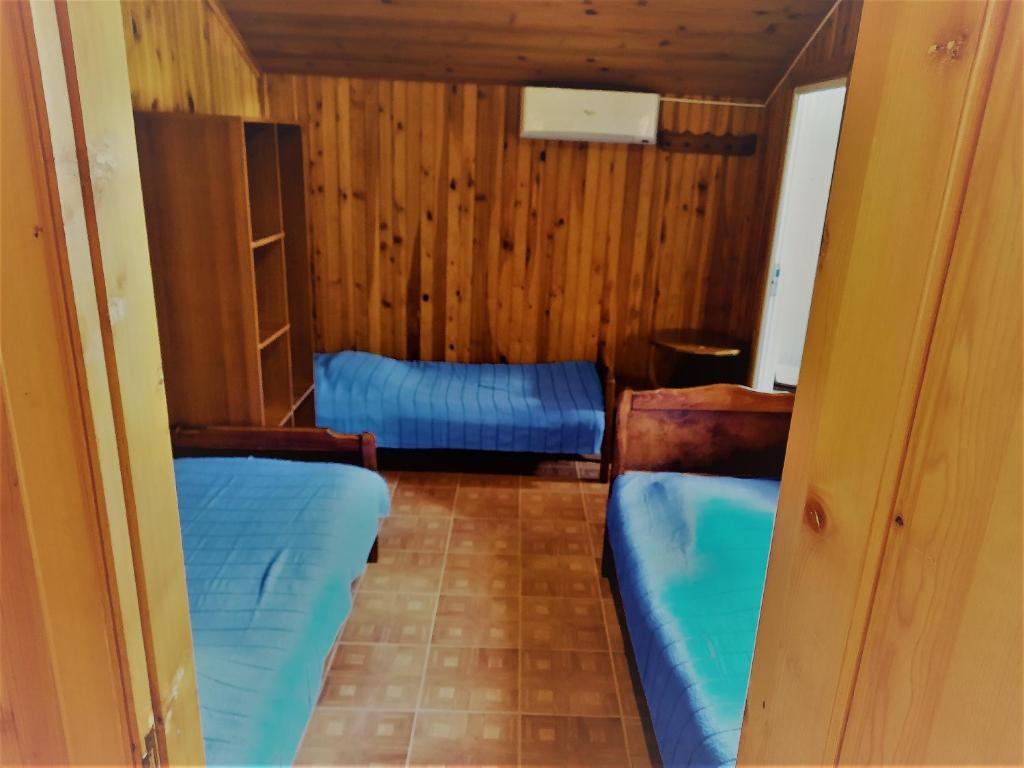 Beach Guest House Our house - Triple Room With Bathroom