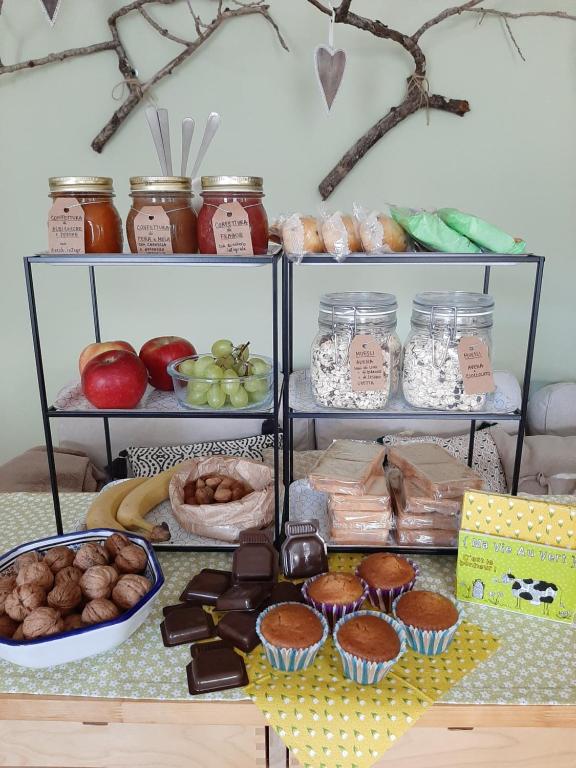 Jedlo v ubytovaní bed & breakfast alebo blízkom okolí