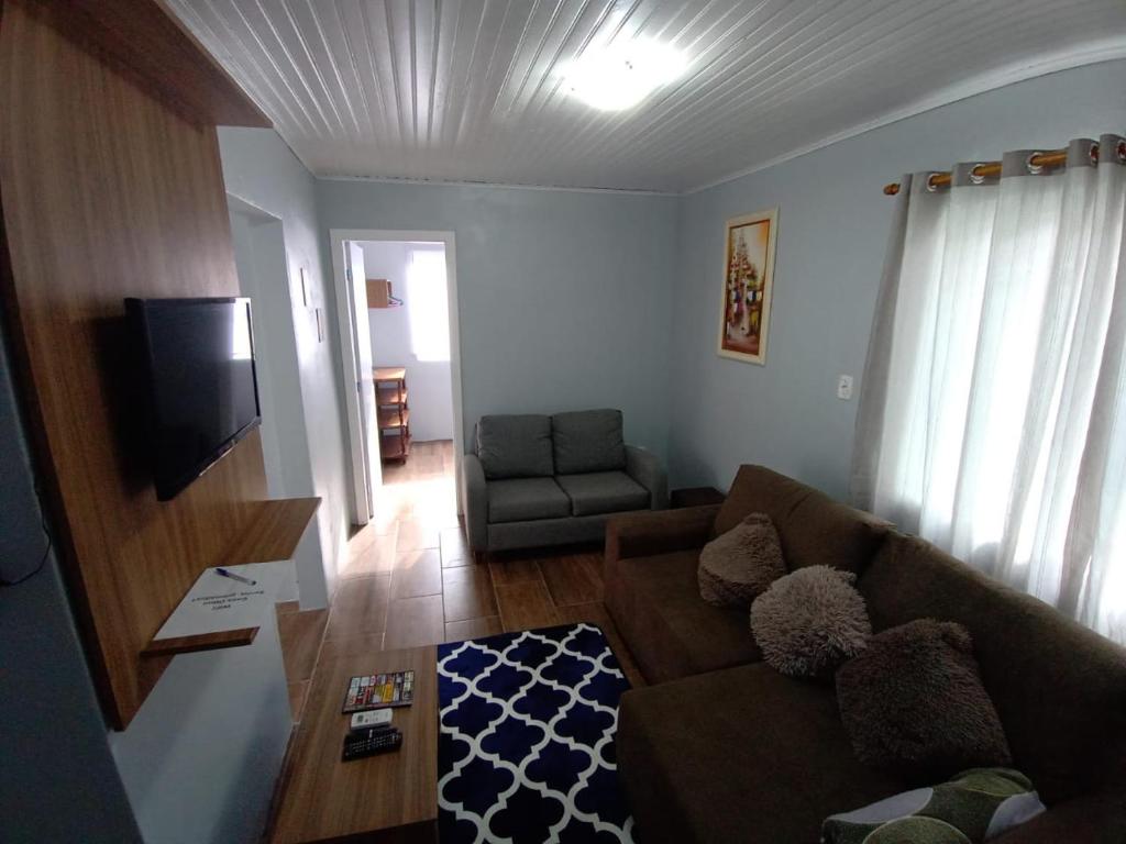 Casa Otton - Casa aconchegante com 3 quartos em local tranquilo à 1 km do Centro  Casa Otton - Casa aconchegante com 3 quartos em local tranquilo à 1 km do Centro