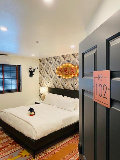The Creekstone - King Room