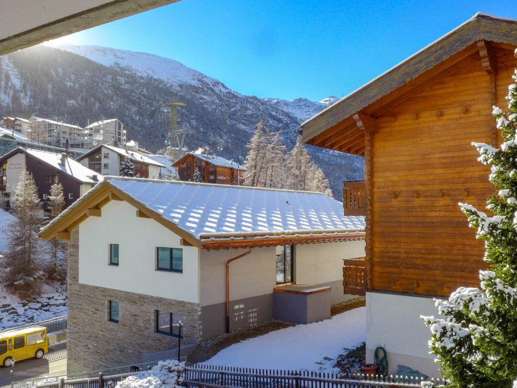 Nespecifikovaný výhled na hory nebo výhled na hory při pohledu z apartmánu