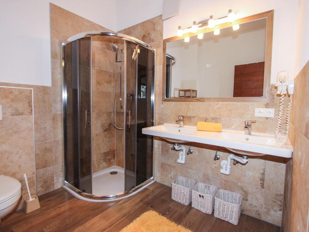 Koupelna v ubytování Apartment Tyrol-2 by Interhome